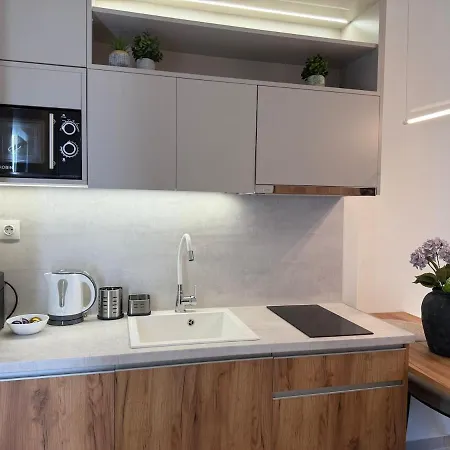 C2 Tsimiski テッサロニキ