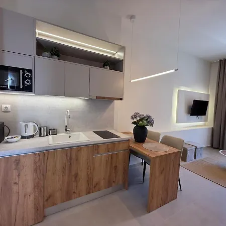 Apartament C2 Tsimiski *