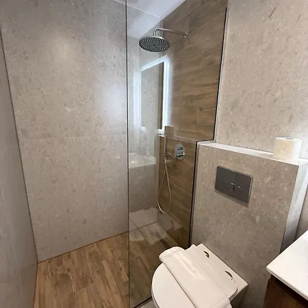 Apartament C2 Tsimiski *